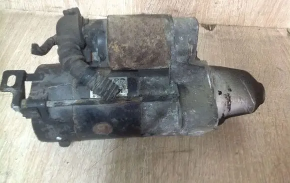 Honda CR-V Starter motor M002T85672