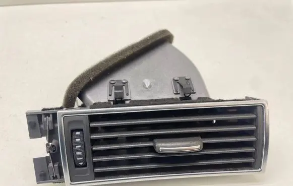 Audi A6 S6 C6 4F Dashboard side air vent grill/cover trim 4F1820902B
