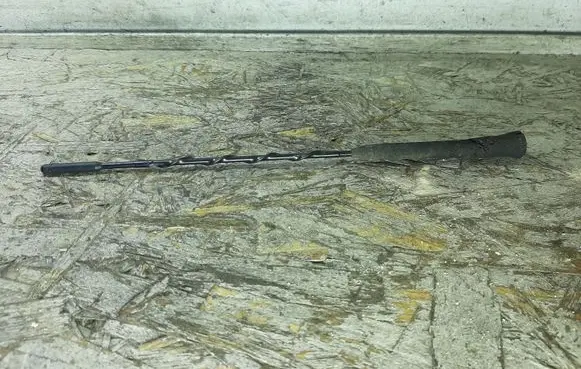 Opel Astra H Radio antenna 