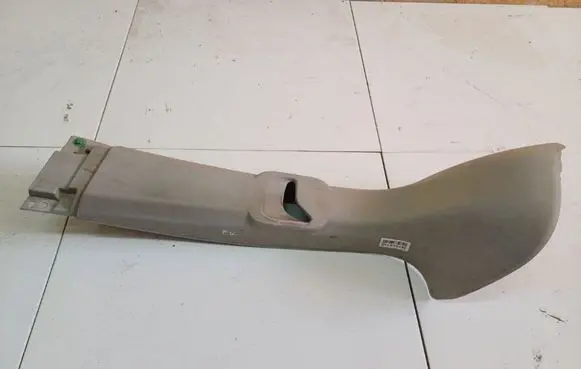 Peugeot Bipper (C) pillar trim 1309458070