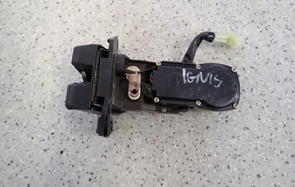 Suzuki Ignis Tailgate/trunk/boot lock/catch/latch