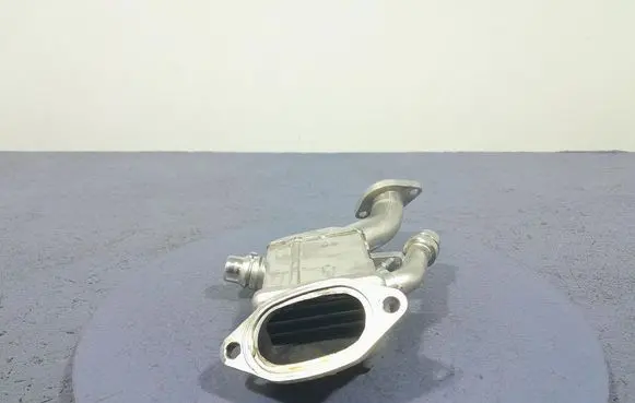 BMW X5 E53 EGR valve cooler 8596806