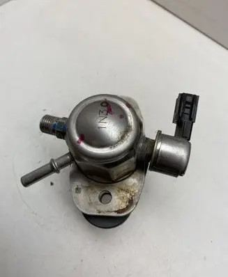 Toyota Auris E210 other engine part