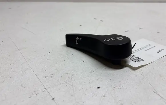 BMW 5 G30 G31 G38 Engine bonnet (hood) release handle 7343443