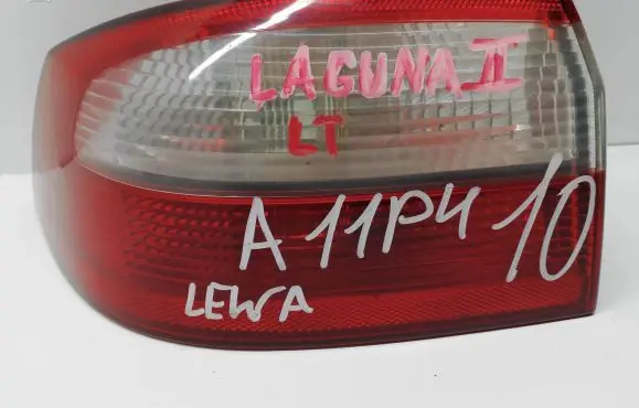 Renault Laguna II Rear/tail lights 8200002473