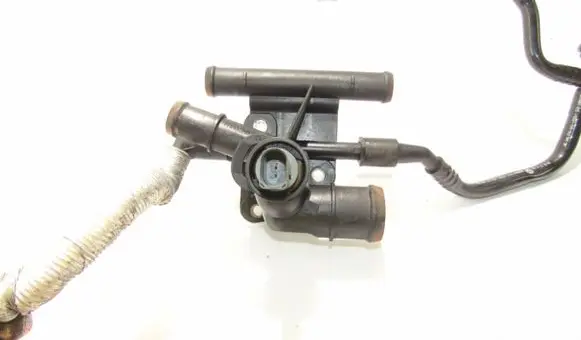 Audi TT TTS Mk2 Thermostat housing 06F121133H