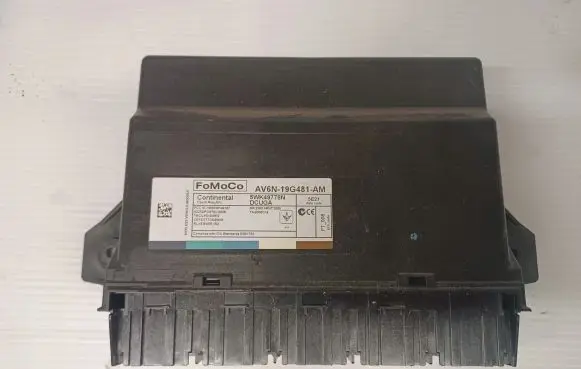 Ford Kuga II Comfort/convenience module AV6N19G481AM