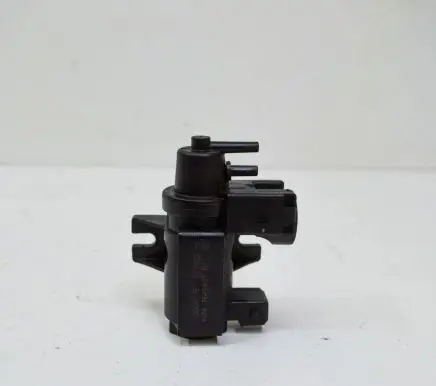 BMW 5 GT F07 Turbo solenoid valve 7649407