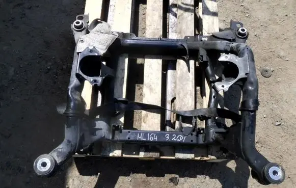 Mercedes-Benz ML W164 Front subframe