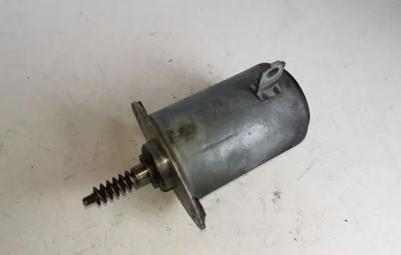 BMW 5 E60 E61 Valve oil control 751820404 7518204 A2C53017704