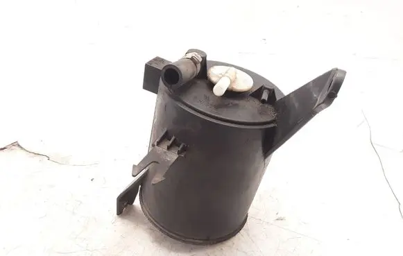 Active carbon filter fuel vapour canister