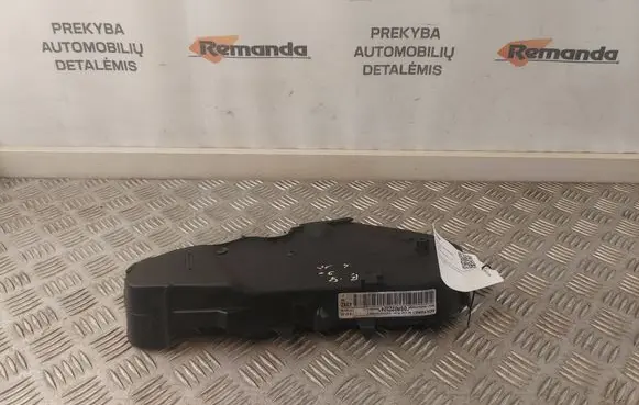 Volkswagen PASSAT B8 Timing belt guard (cover) DSR022524