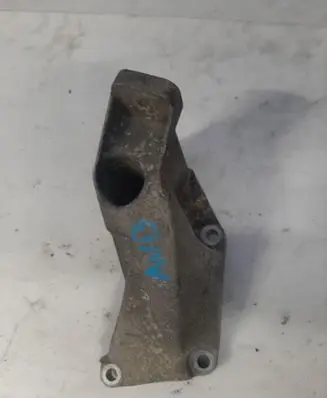 Audi A4 S4 B5 8D Engine mount bracket 8D0199307P