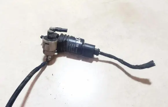 Opel Meriva B Windscreen/windshield washer pump 13250357 3240117