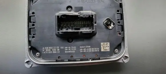 Mercedes-Benz C W206 Voltage converter/converter module 