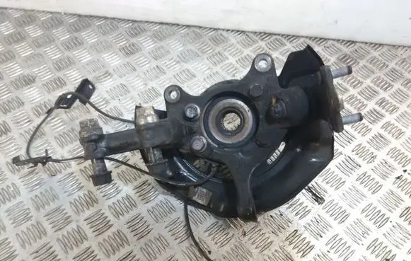 Toyota Avensis T270 Front wheel bearing hub 