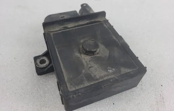 BMW 5 E60 E61 Glow plug pre-heat relay 0522140701 000593918