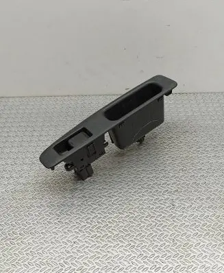 Nissan Qashqai+2 Electric window control switch 25411BR00A