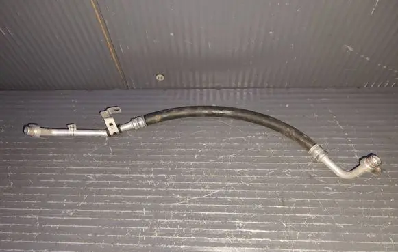 Nissan Juke II F16 Air conditioning (A/C) pipe/hose 924540725R