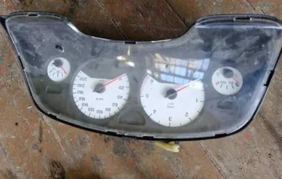 Opel Zafira A Speedometer (instrument cluster)