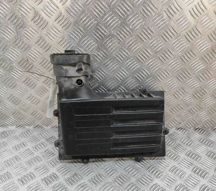 Skoda Superb B8 (3V) Air filter box cover 5Q0129601BP 5Q0129607AA