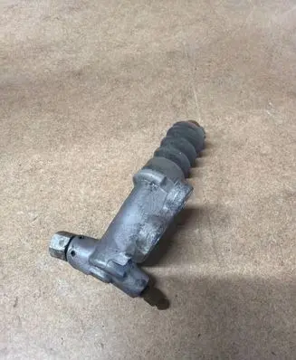 Honda Civic Clutch slave cylinder