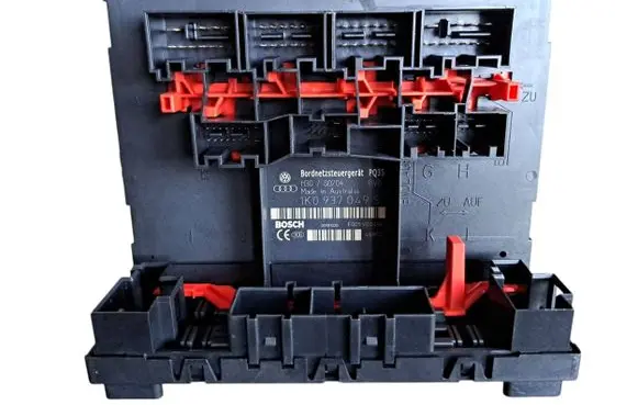 Volkswagen Golf V Comfort/convenience module 1K0937049S