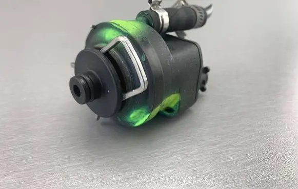 BMW 7 E65 E66 Fuel filter heater 7788702 13328512369 8512369