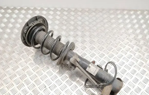 Mercedes-Benz CLS C218 AMG Front shock absorber with coil spring A2183232100