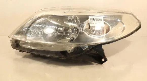 Dacia Sandero Headlight/headlamp E1313112