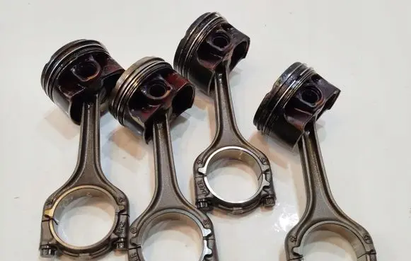 Audi A4 S4 B9 Piston with connecting rod 04ER