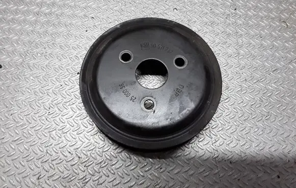 Opel Meriva A Water pump pulley 90531737