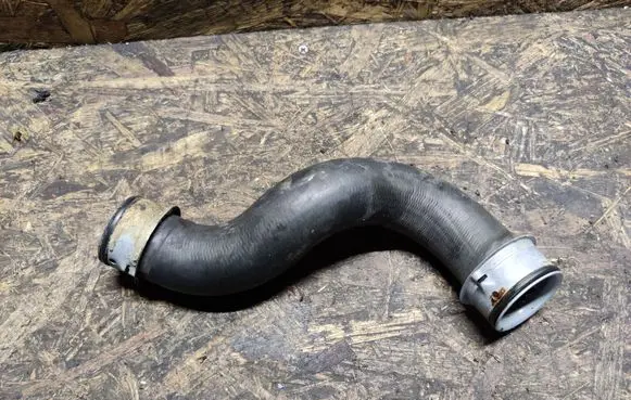 Infiniti Q70 Y51 Engine coolant pipe/hose