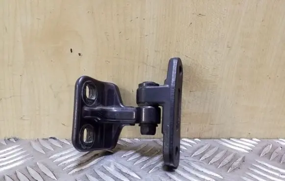 Mercedes-Benz A W168 Rear door upper hinge