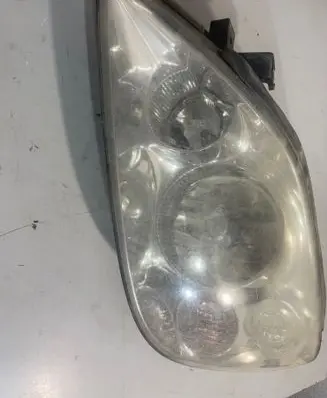 Nissan Primera Headlight/headlamp 23763700