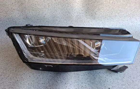 Headlight/headlamp