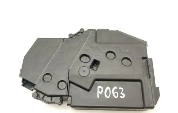 Mercedes-Benz EQB Fuse box set A1775404207