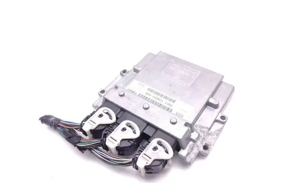 Ford Focus Engine control unit/module 7M5112A650AAB