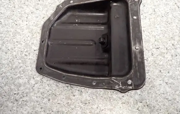 Oil sump