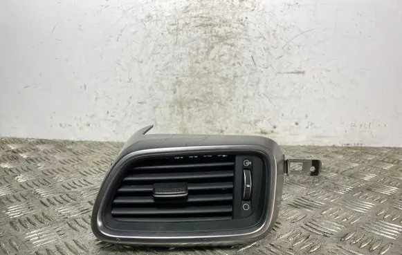 KIA Sorento Dashboard side air vent grill/cover trim 97480C5000