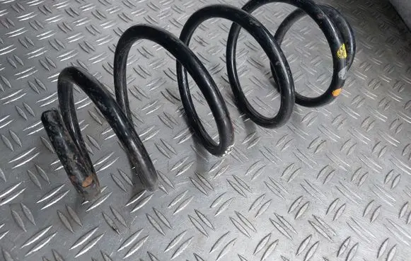 Ford Mondeo MK IV Front coil spring