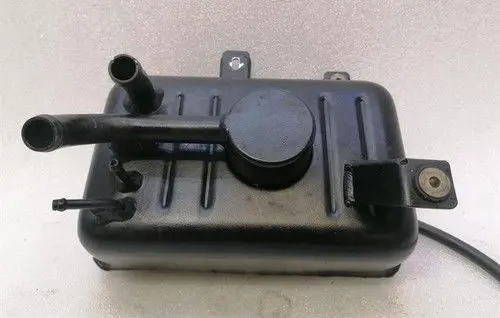 Ferrari 550 Maranello Coolant expansion tank/reservoir cap