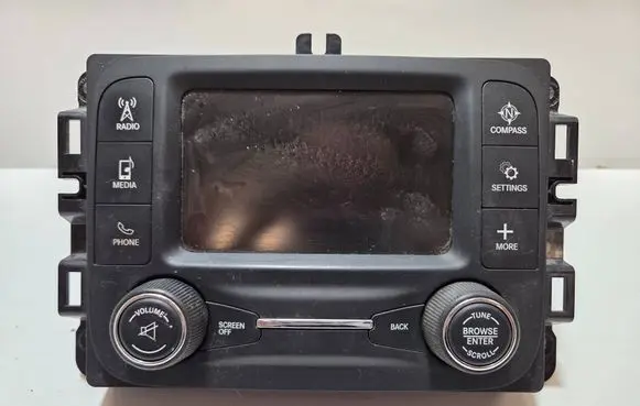 Dodge RAM 2500 DS Head unit multimedia control 68365210AB P68365210AB
