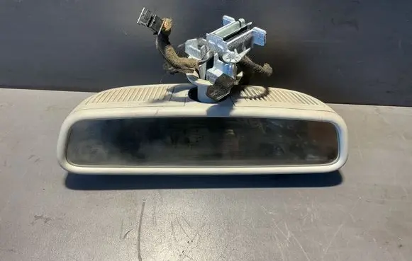 Mercedes-Benz ML W164 Rear view mirror (interior) E1020872