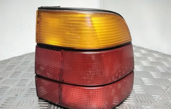 BMW 5 E34 Rear/tail lights 83515580 3374 33744631