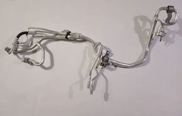 Ford Explorer VI Air conditioning (A/C) pipe/hose L1MH19E881AE
