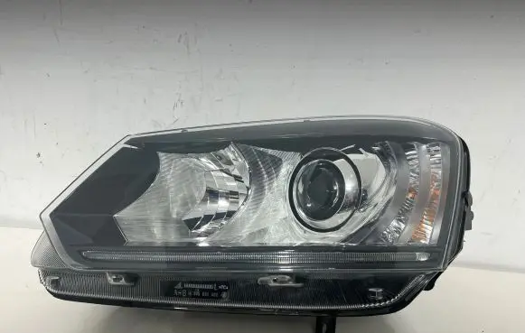 Skoda Yeti (5L) Headlight/headlamp 5L1941015C