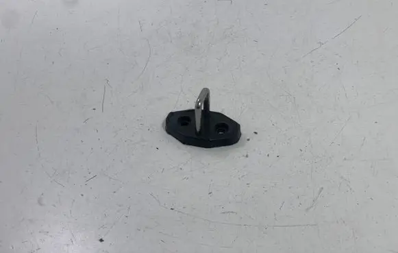 Volkswagen Touareg II Rear door lock loop/hook striker 7P0827517E