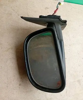 Mitsubishi Colt Front door electric wing mirror 123332