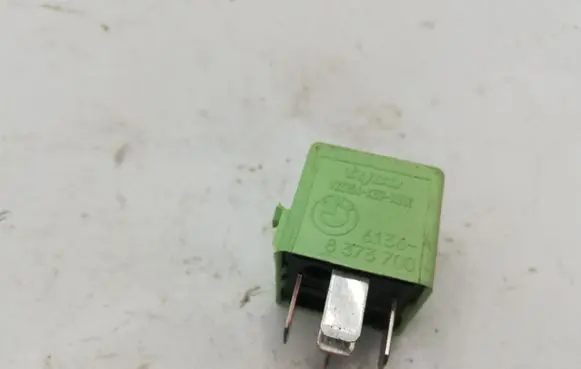 BMW X3 E83 Other relay 8373700